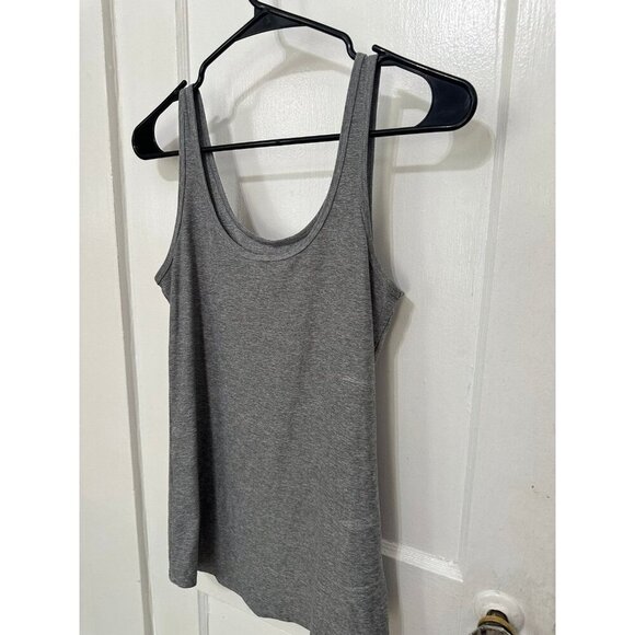 No boundaries women’s size large Gray tank top - Picture 2 of 8
